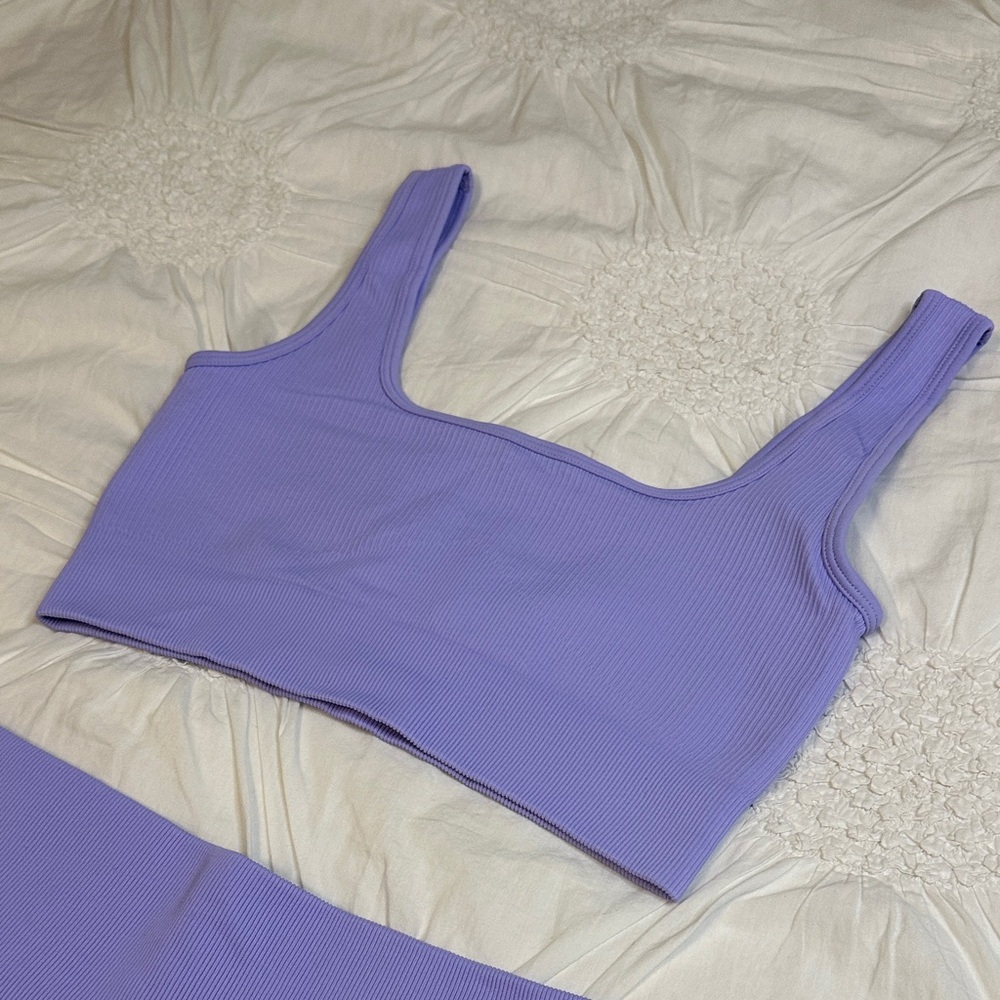 Women’s Amazon Ribbed Workout Set - Picture 5 of 11